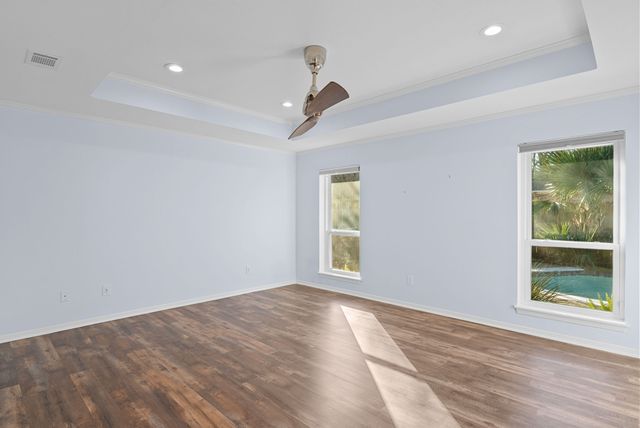 1208 W Rieck Road, Tyler, TX 75703