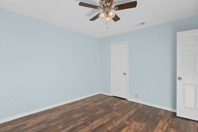 1208 W Rieck Road, Tyler, TX 75703