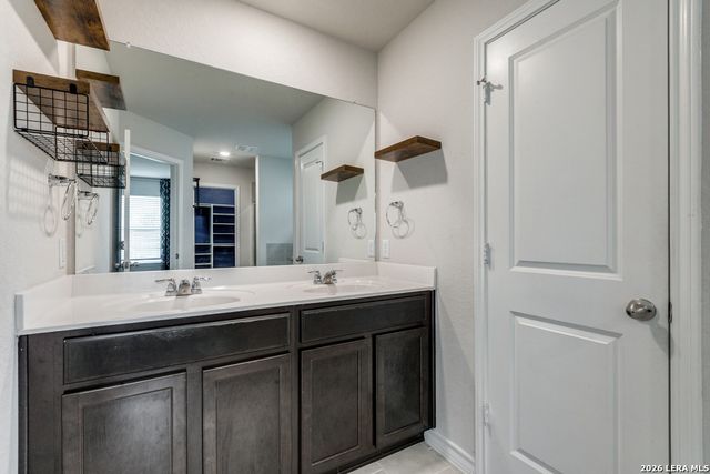 156 Crowned Crane, San Antonio, TX 78253
