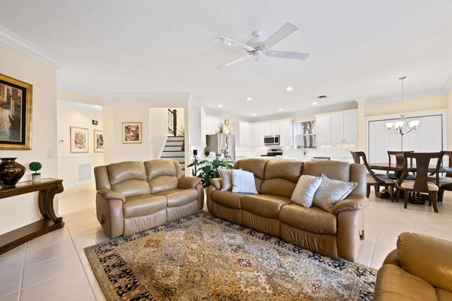12621 YARDLEY Drive, Boca Raton, FL 33428