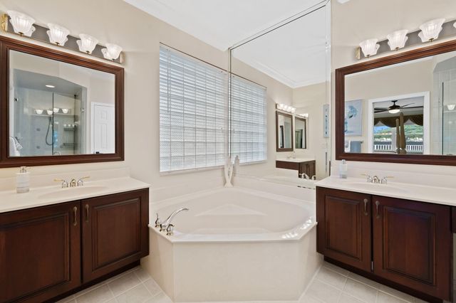 12621 YARDLEY Drive, Boca Raton, FL 33428