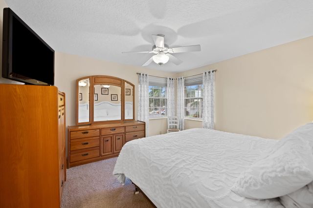 12621 YARDLEY Drive, Boca Raton, FL 33428