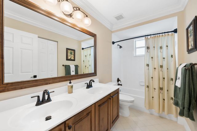 12621 YARDLEY Drive, Boca Raton, FL 33428