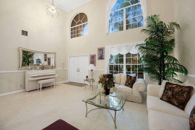 12621 YARDLEY Drive, Boca Raton, FL 33428