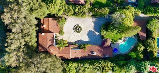 334 N Carmelina Avenue, Los Angeles, CA 90049