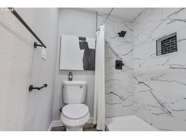 2868 Sw 196TH Ave, Beaverton, OR 97003