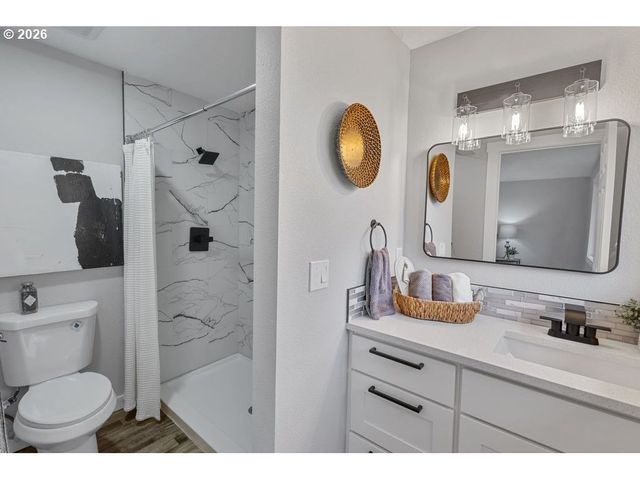 2868 Sw 196TH Ave, Beaverton, OR 97003