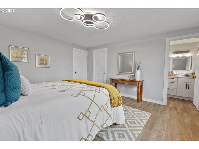 2868 Sw 196TH Ave, Beaverton, OR 97003