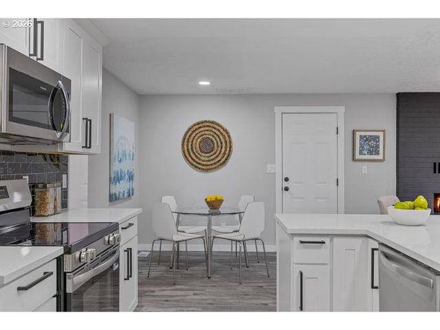 2868 Sw 196TH Ave, Beaverton, OR 97003