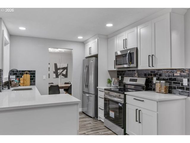 2868 Sw 196TH Ave, Beaverton, OR 97003