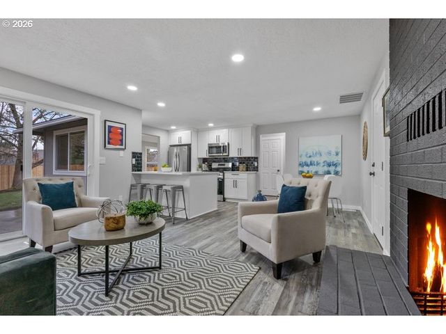 2868 Sw 196TH Ave, Beaverton, OR 97003