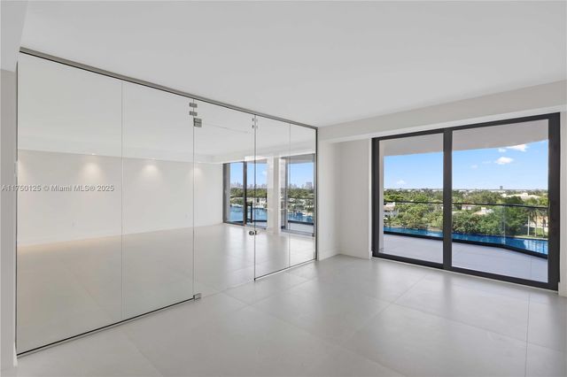 5500 Collins Ave 802, Miami Beach, FL 33140