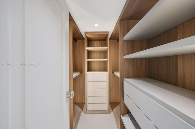 5500 Collins Ave 802, Miami Beach, FL 33140