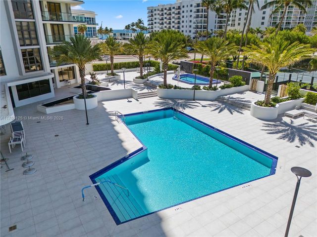 5500 Collins Ave 802, Miami Beach, FL 33140