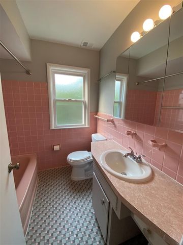 1510 Woodland Drive, Ann Arbor, MI 48103