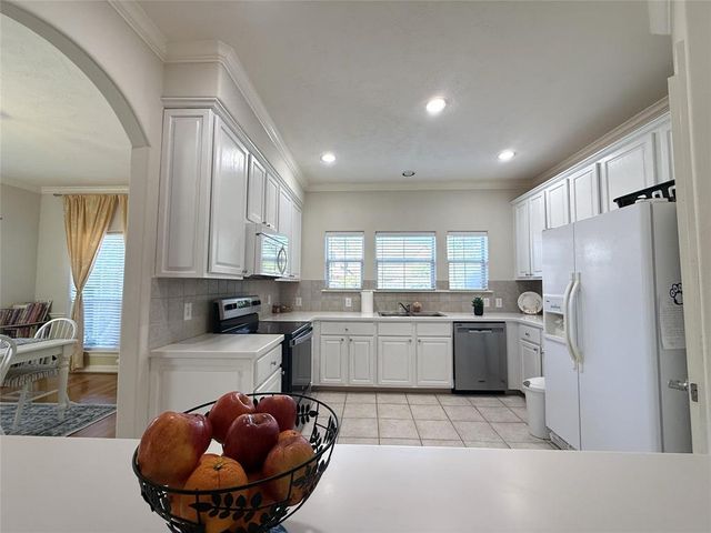 4027 Park Thicket, Houston, TX 77058