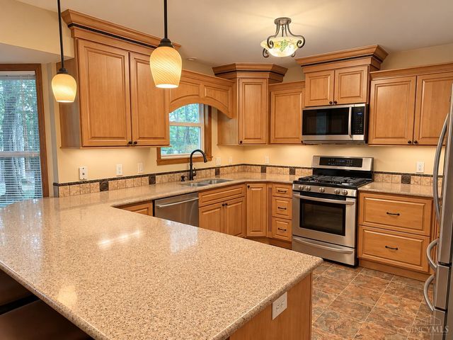 7653 Windy Knoll Drive, West Chester, OH 45241