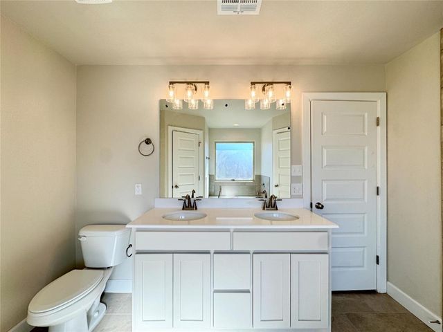 9336 NW 143rd Street, Yukon, OK 73099
