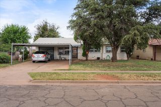 3407 E Colgate Street, Lubbock, TX 79403