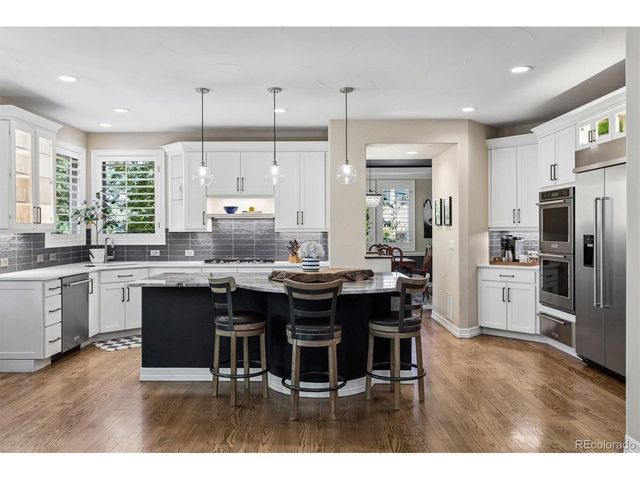 9547 S Silent Hills Dr, Lone Tree, CO 80124