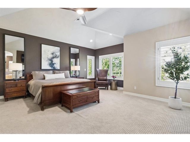 9547 S Silent Hills Dr, Lone Tree, CO 80124
