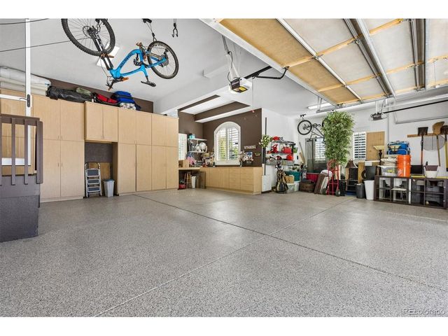 9547 S Silent Hills Dr, Lone Tree, CO 80124