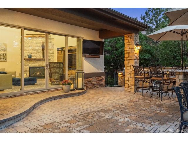 9547 S Silent Hills Dr, Lone Tree, CO 80124
