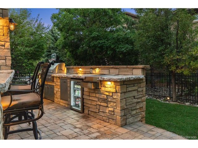 9547 S Silent Hills Dr, Lone Tree, CO 80124