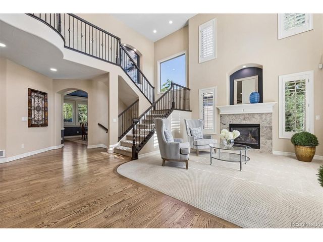 9547 S Silent Hills Dr, Lone Tree, CO 80124