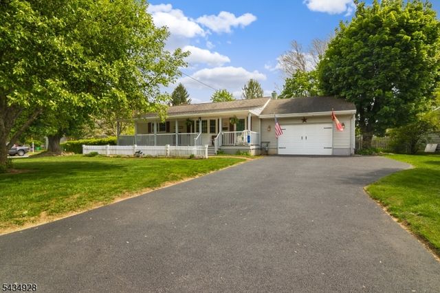 14 Justine Pl, Roxbury Twp., NJ 07876