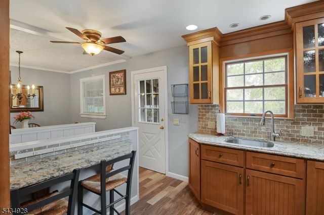 14 Justine Pl, Roxbury Twp., NJ 07876