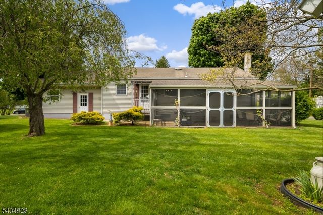 14 Justine Pl, Roxbury Twp., NJ 07876