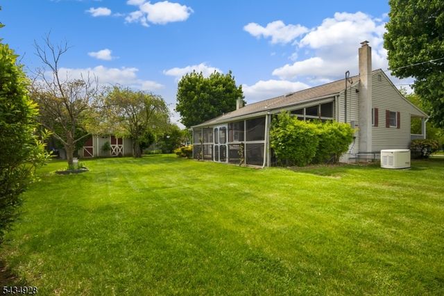 14 Justine Pl, Roxbury Twp., NJ 07876