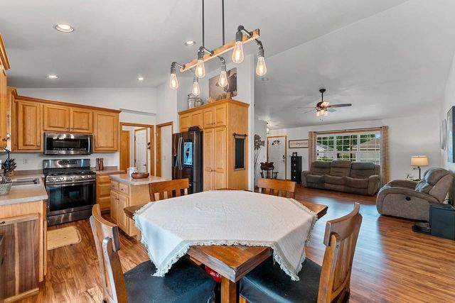 2337 SAMANTHA STREET, De Pere, WI 54115