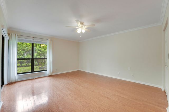 13 Lexington Lane E A, Palm Beach Gardens, FL 33418