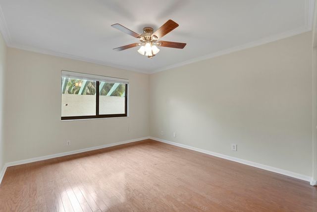 13 Lexington Lane E A, Palm Beach Gardens, FL 33418