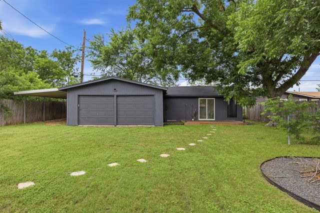1014 S Meadows DR, Austin, TX 78758