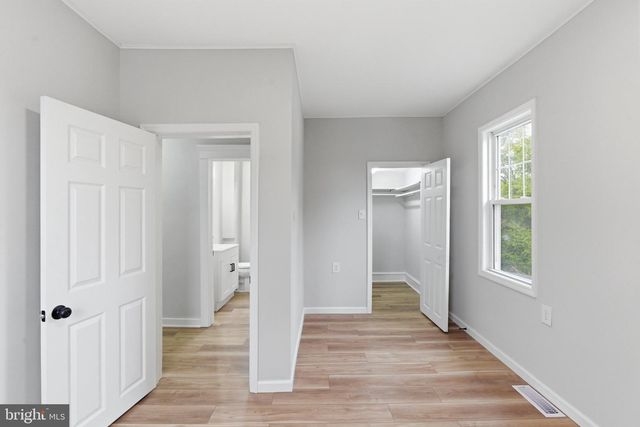 528 DAVIS RD, Barrington, NJ 08007