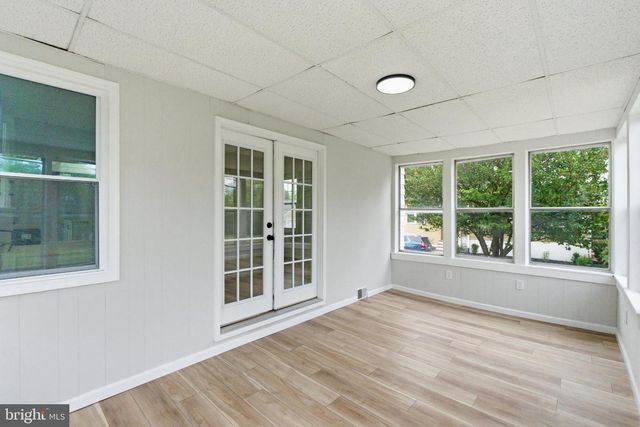 528 DAVIS RD, Barrington, NJ 08007