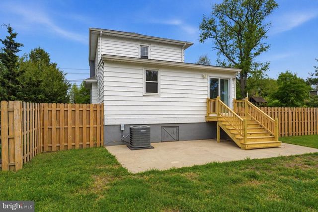 528 DAVIS RD, Barrington, NJ 08007