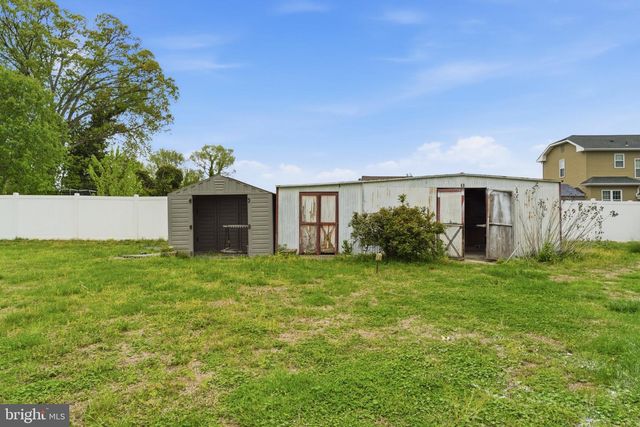 528 DAVIS RD, Barrington, NJ 08007