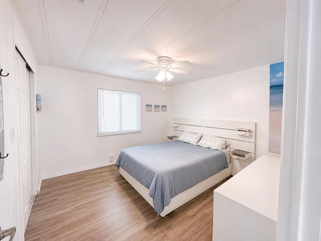 282 NW 54th Street NW, Deerfield Beach, FL 33064