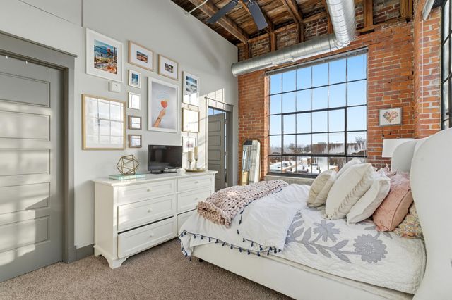 570 S Front Street, 312, Columbus, OH 43215