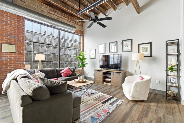 570 S Front Street, 312, Columbus, OH 43215