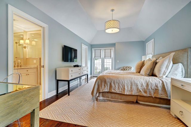 401 Monmouth Avenue, Spring Lake, NJ 07762