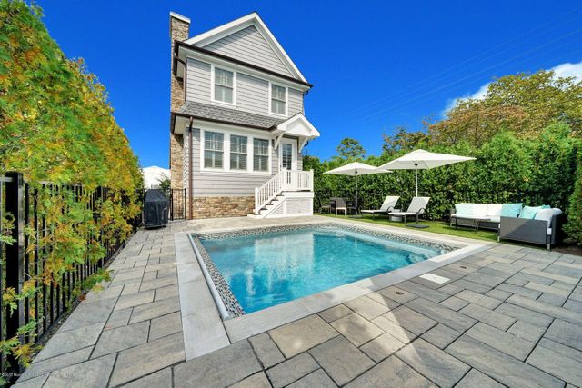 401 Monmouth Avenue, Spring Lake, NJ 07762