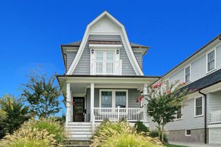 401 Monmouth Avenue, Spring Lake, NJ 07762