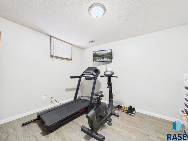 318 Elm Ave Avenue, Baltic, SD 57003