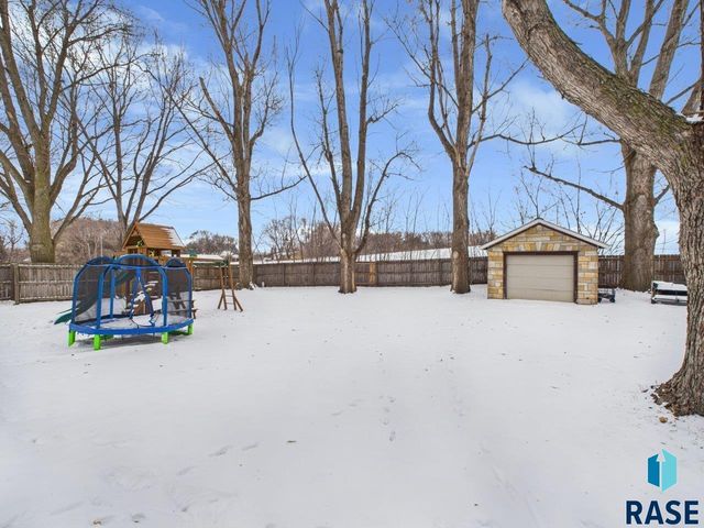 318 Elm Ave Avenue, Baltic, SD 57003