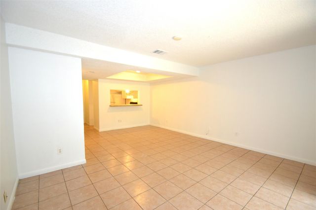 1202 Southport DR D, Austin, TX 78704